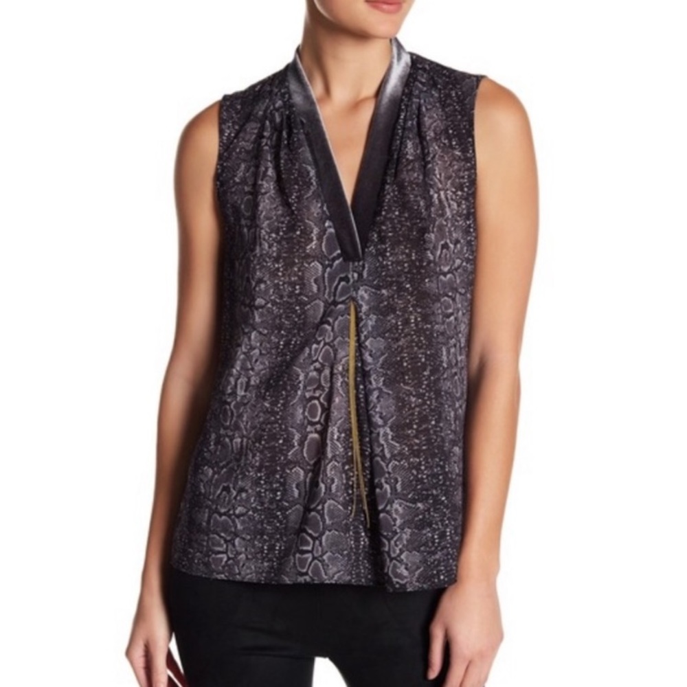 T Tahari Snake Print Top Size Medium